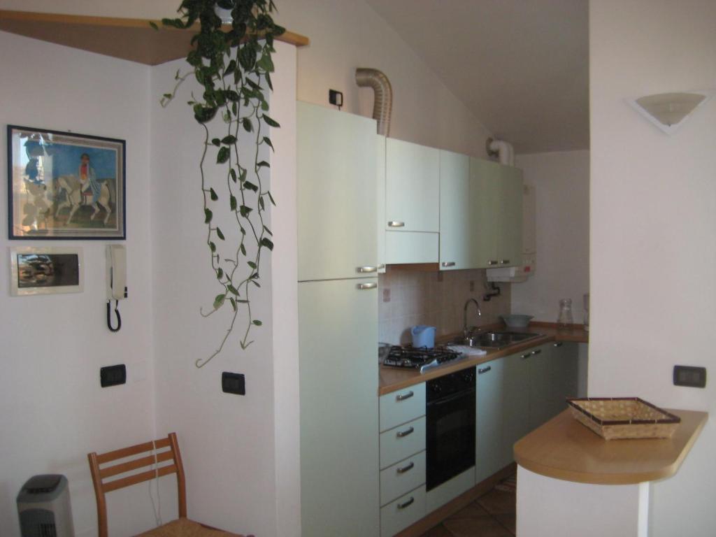 A Casa Da Franz Apartment Manerba del Garda Phòng bức ảnh